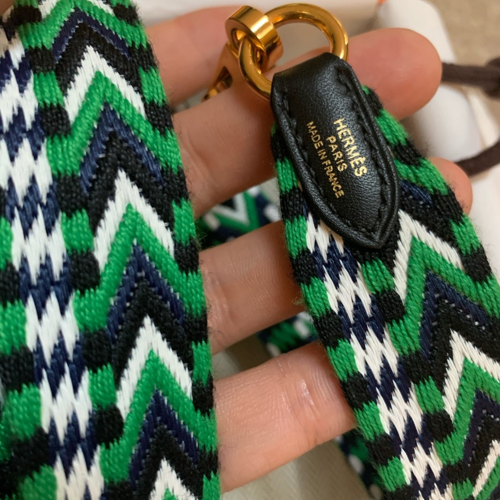 Sold - Picture 3 of 5